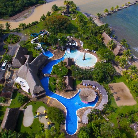 Amatique Bay Hotel プエルト・バリオス エクステリア 写真