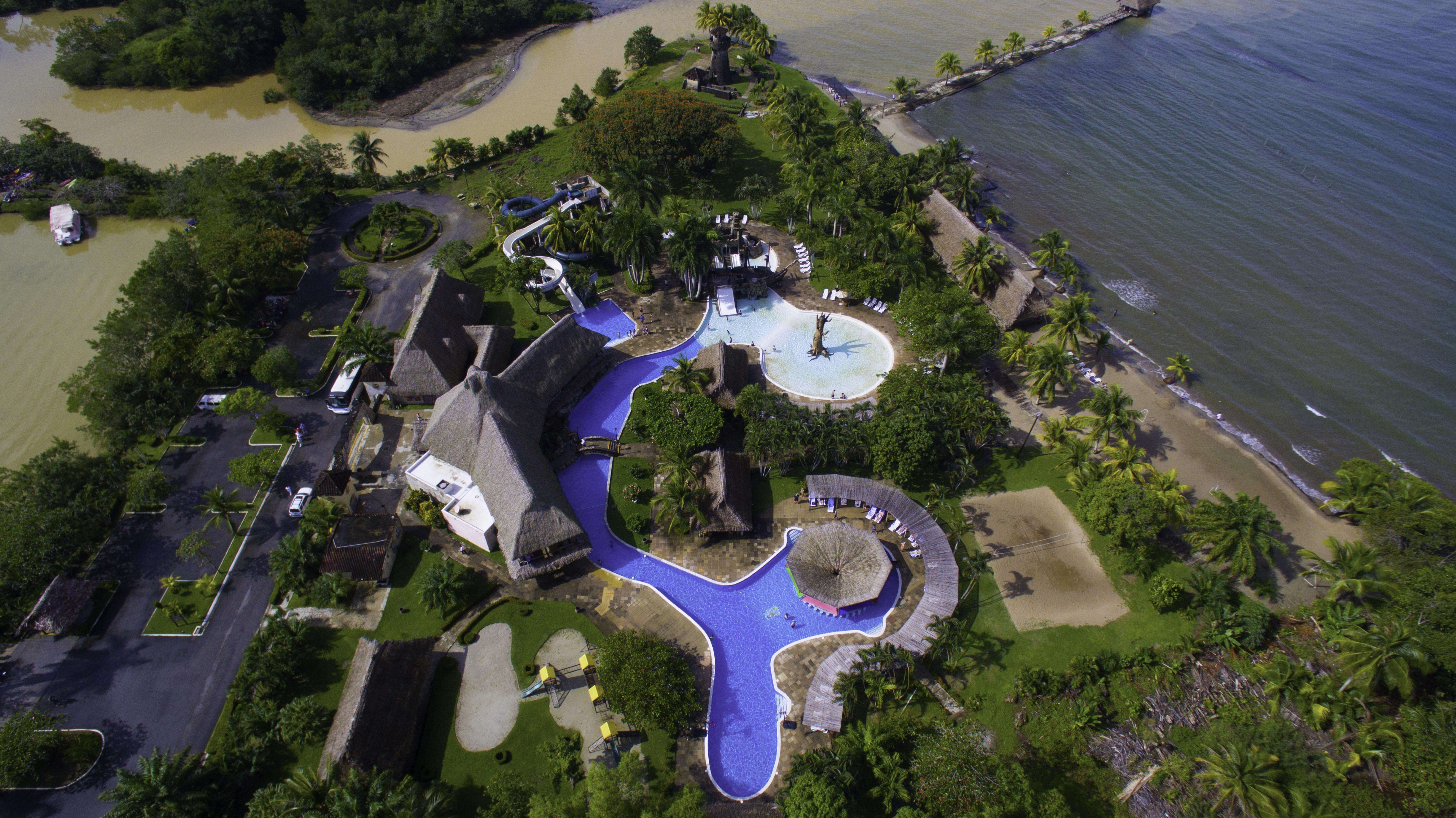 Amatique Bay Hotel プエルト・バリオス エクステリア 写真