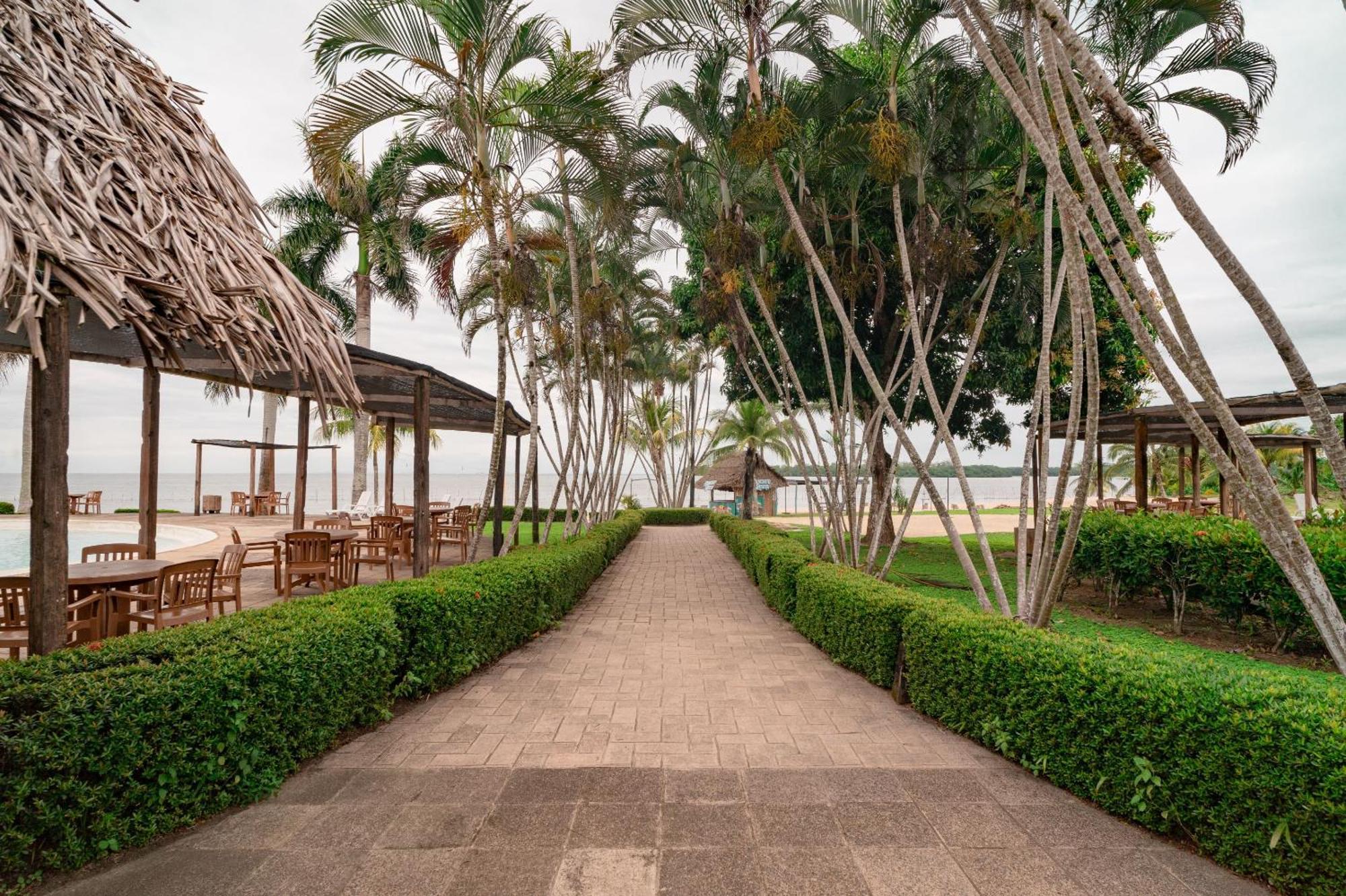 Amatique Bay Hotel プエルト・バリオス エクステリア 写真