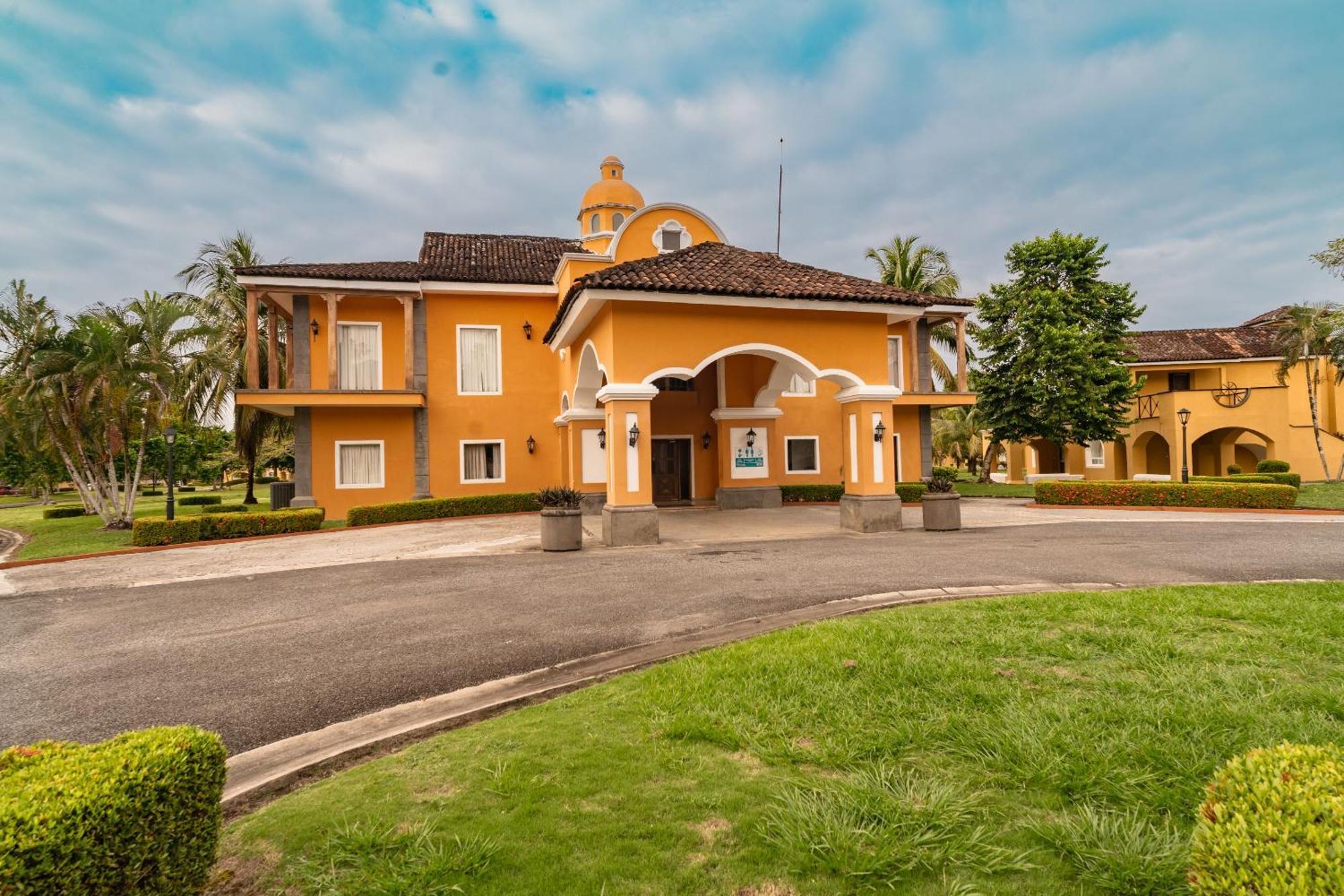 Amatique Bay Hotel プエルト・バリオス エクステリア 写真